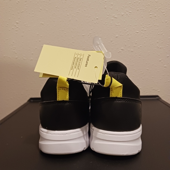 Kids Delta Slip-On Apparel Water Shoes - All in Motion - Picture 2 of 5